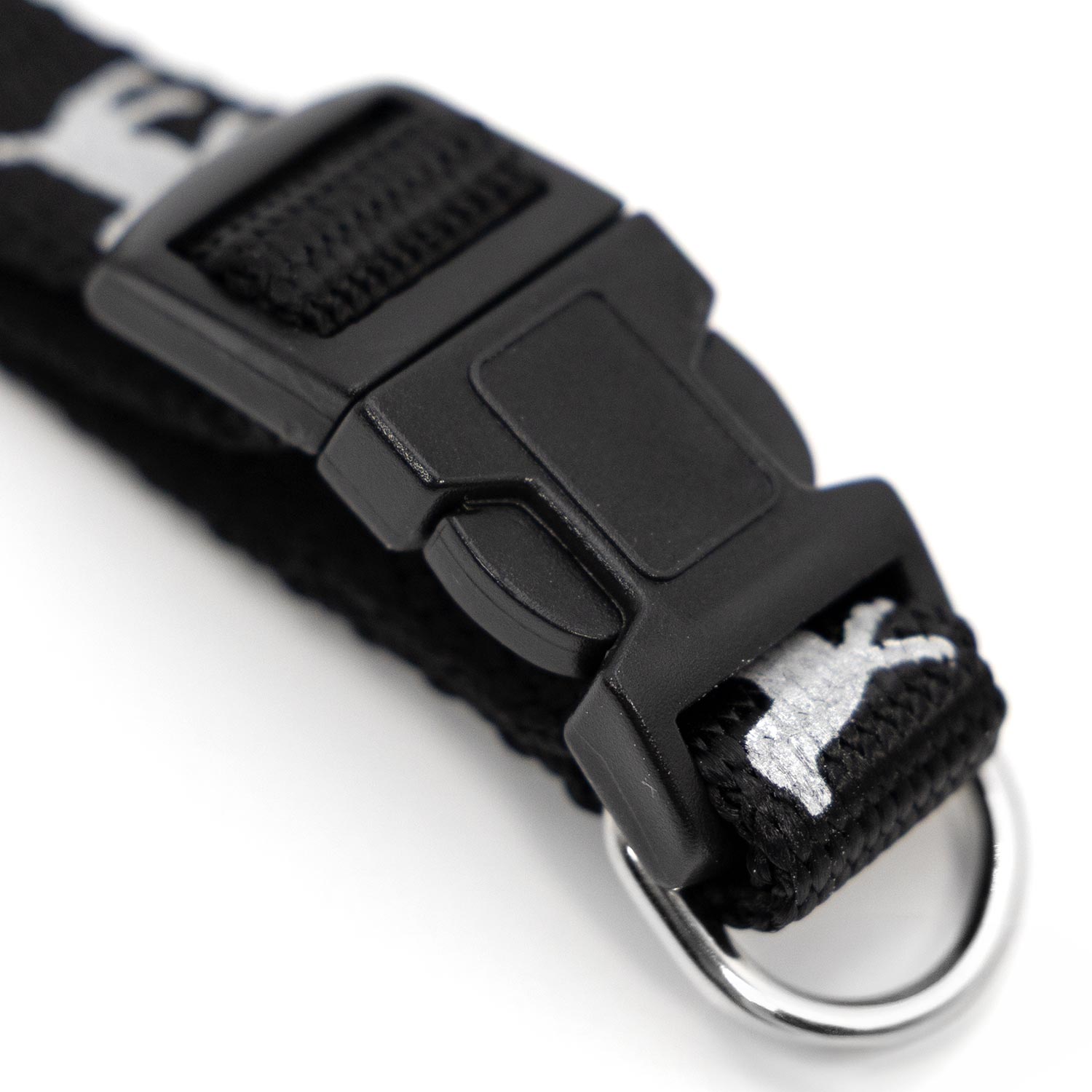 Stash Reflect™ — Everyday Reflective Collar